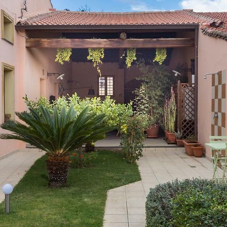 Casa Di Giulietta Villa Cabras Ngoại thất bức ảnh